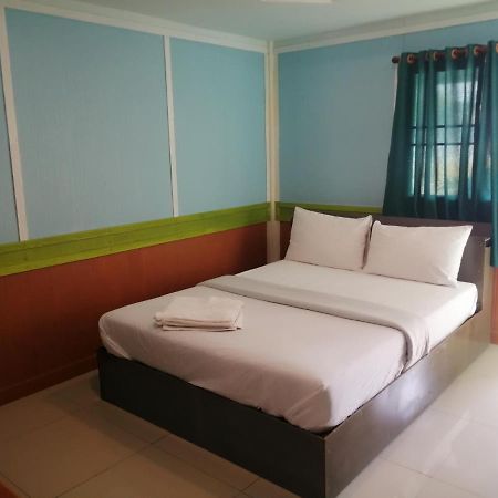Nang Phraya Resort Phayuha Khirim Exterior foto