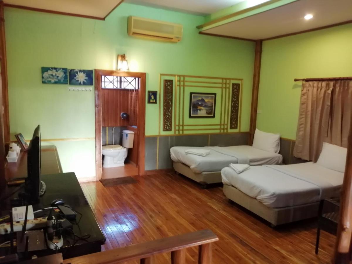 Nang Phraya Resort Phayuha Khirim Exterior foto