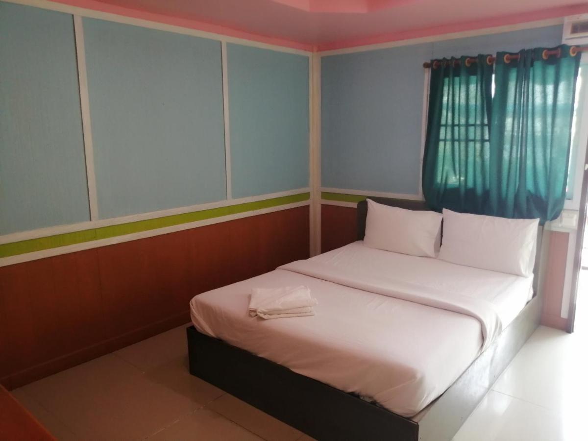Nang Phraya Resort Phayuha Khirim Exterior foto